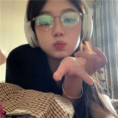 锁麟囊海报